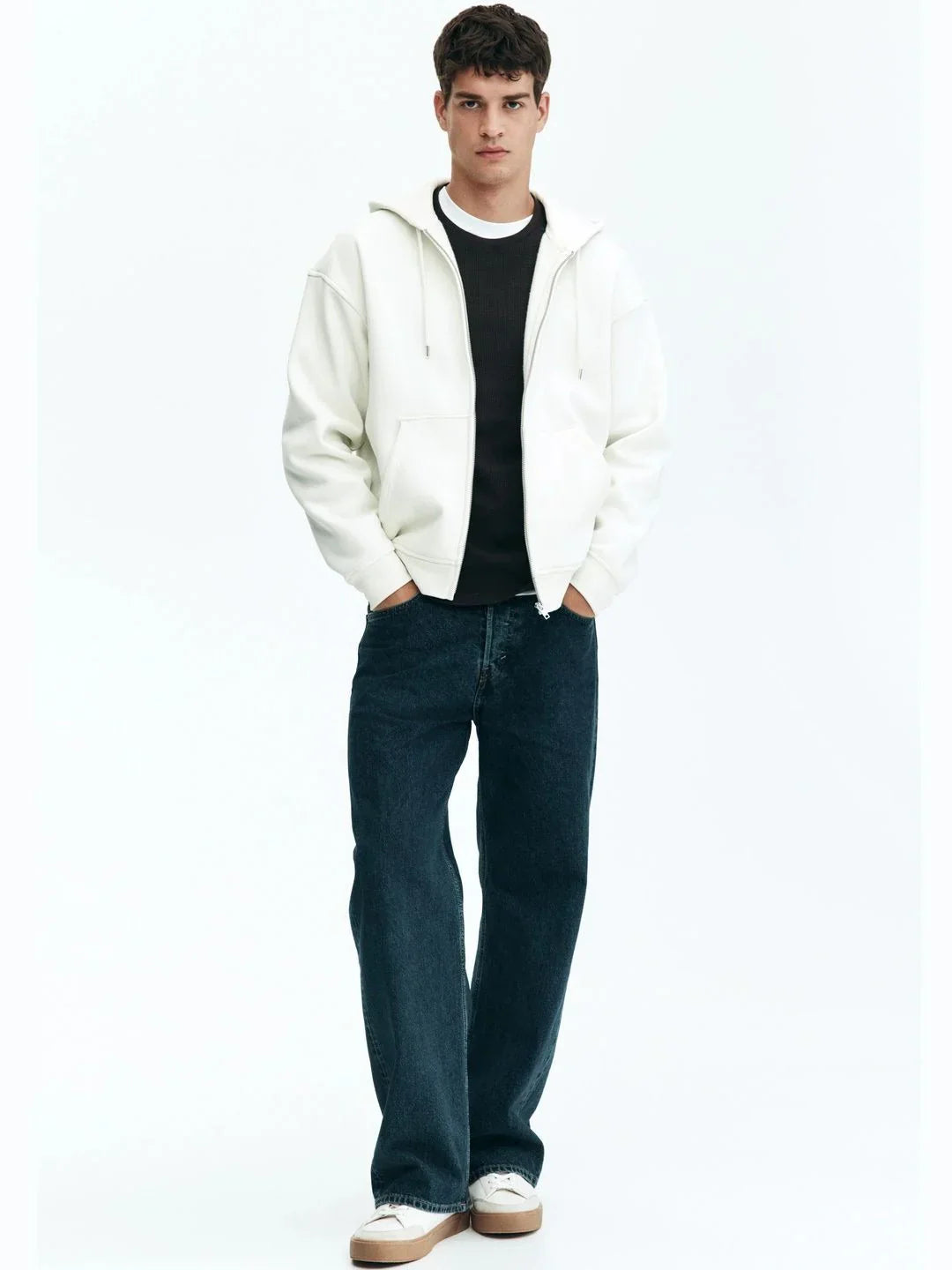 Hoodies & Sweatshirts