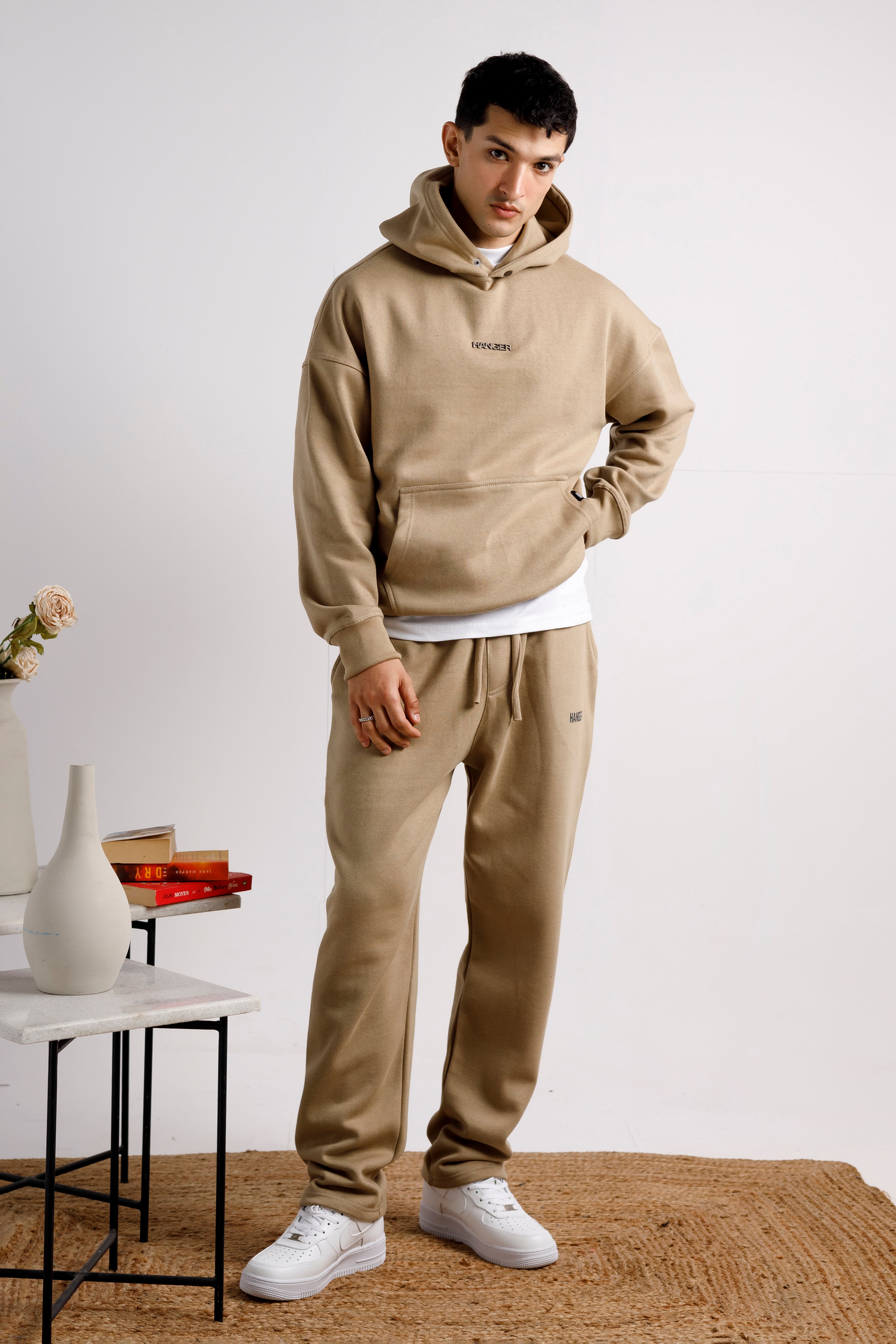 Hoodies & Sweatshirts